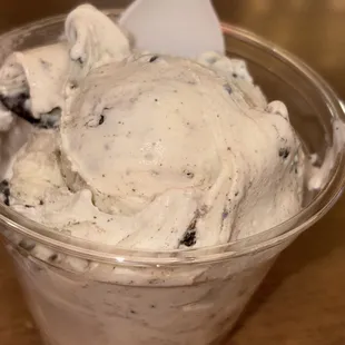 Oreo custard