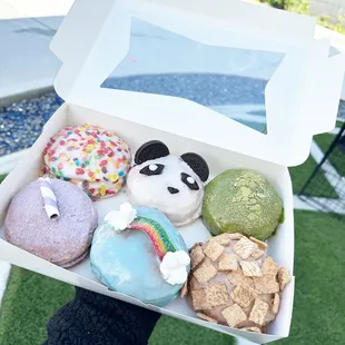 Niftea Cafe & Donuts