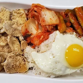 Ganjang Chicken Bibimbap