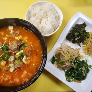 Kimchi Jjigae