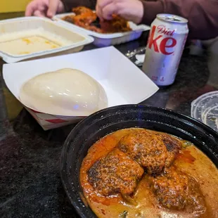 Ognobo stew with fufu