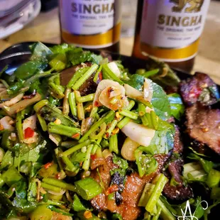 Moo Sadoong - This was delicious! Excellent flavor, plenty of citrus and the beef was cooked well.
