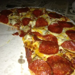 The pizza here is great!