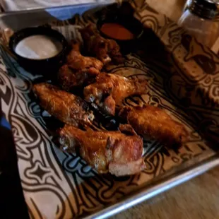 food, bbq wings, chicken wings, chicken wings and fried chicken, bbq chicken, poultry, chicken, fried chicken, fried chicken wings