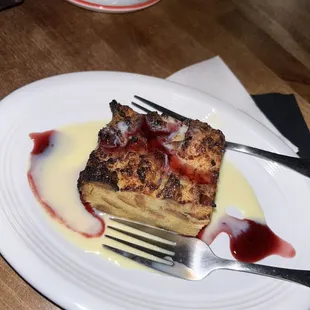 Bread pudding dessert