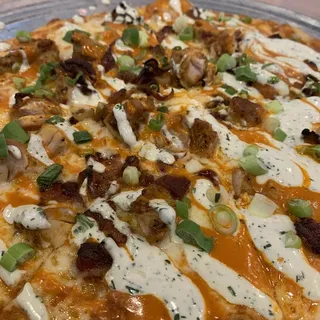 Buffalo Chicken, Bacon, Ranch Pizza