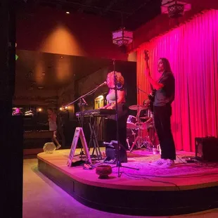 Live band- Shelby Winfrey