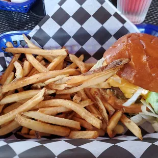 Nighthawks Cheeseburger and fries