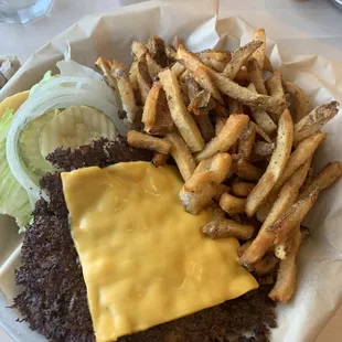American Cheeseburger with fries