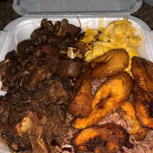 Ox Tails, Red Beans and Rice, and Macaroni and Cheese