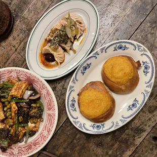 Top: 虾饺 | Shrimp Dumpling  Left: 豆腐和西兰花 | Tofu &amp; Broccoli  Right: 孜然羊肉包 | Cumin Lamb Buns