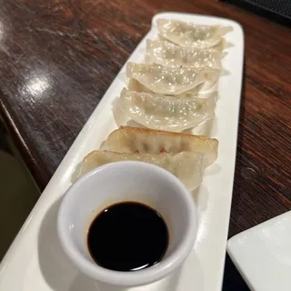 Pan Fried Pork Gyoza (6)