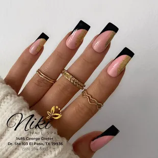 ! 
Why choose just one shade when you can have them all? Embrace the beauty of vibrant, colorful nails th