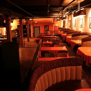 Niki&apos;s Lounge Tiger Room