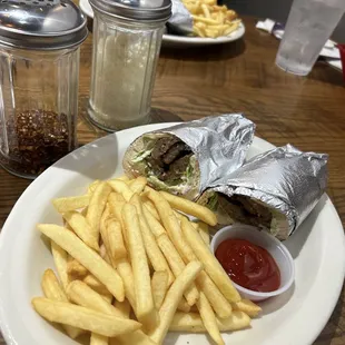 Gyro sandwich