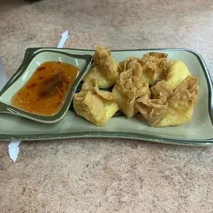 Cream cheese wontons