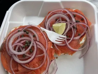 Avenue Bagel Cafe