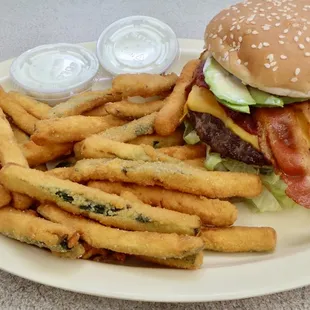Avocado Bacon Cheese Burger