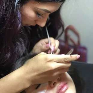 Come visit Sydney eyelash extension and facial expert