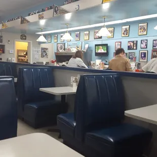 Booths and counter service.