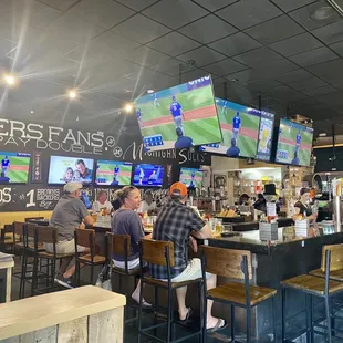 1:00 in the afternoon- place was buzzing with a variety of ball games and the air conditioning was blowing. So cool in here.