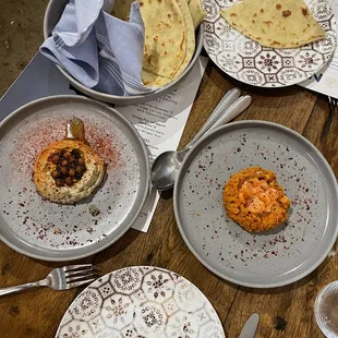 Meze spreads- hummus on the left and Turkish carrot on the right. Both were excellent.