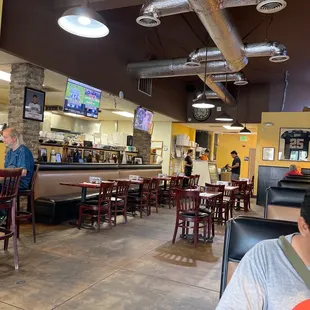 Walked into Niko&apos;s to order a calzone to go. The ambience is great, the air is cool and I know I don&apos;t have to say the food is off the hook.