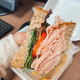 Roast Turkey Sandwich on wheat