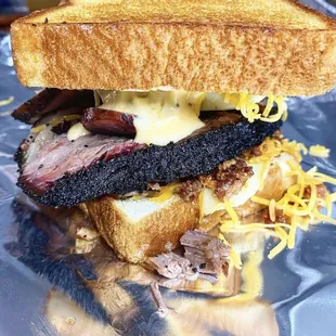 a roast beef sandwich