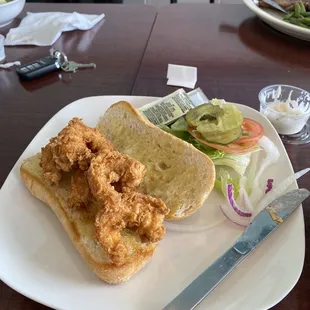 Fried shrimp po boy