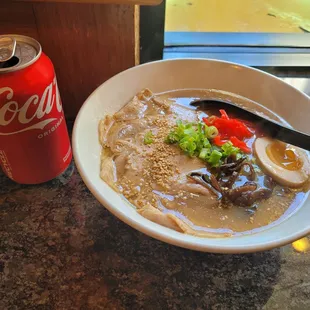 Tonkotsu and a coke