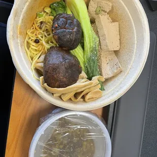 food, ramen and noodles