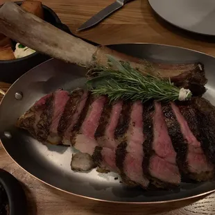 Imperial Wagyu Tomahawk