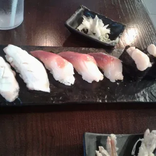 Spicy Scallop Sushi