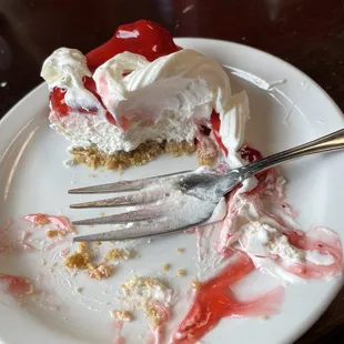 Strawberry delight pie