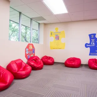 Niles Learning Lab where children and teens can learn about their brains, coping skills and emotion regulation.