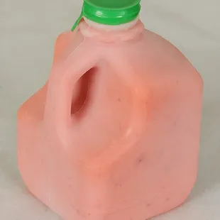 32 fl oz of Strawberry Daquiris