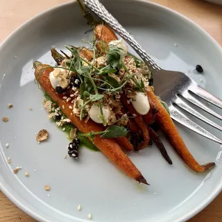 Roasted Moon Valley Rainbow Carrots