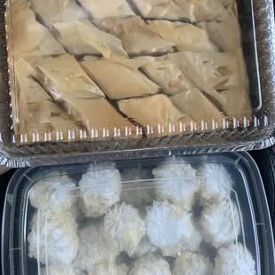 Nina's Bakery