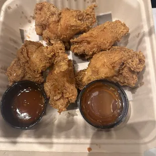 chicken wings and fried chicken, food