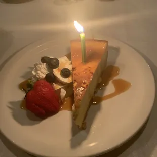 Creme Brûlée Cheese Cake - Birthday Surprise