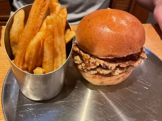 The Horse & Plow
