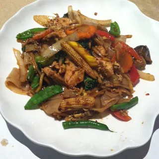 Drunken Noodle