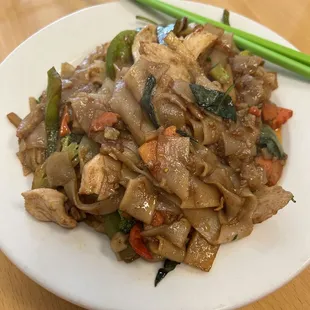 Drunken Noodles w Chicken