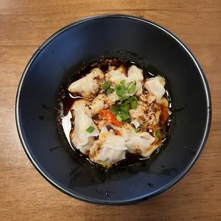 Handmade wonton in chili oil - IG @bougiefoodieboi