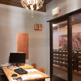 Private Window Suite