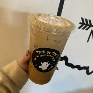 High-protein iced caramel coffee!