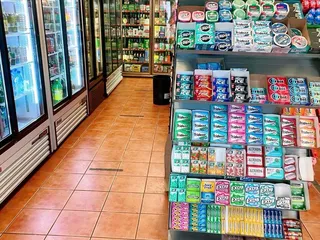 Modera Liquor & Wine