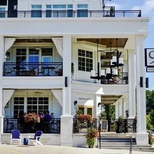 Quite fashionable exterior
