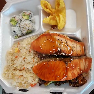 The person that was with me ordered this salmon that came with a California roll and a crab Rangoon. I don&apos;t remember the name of the dish